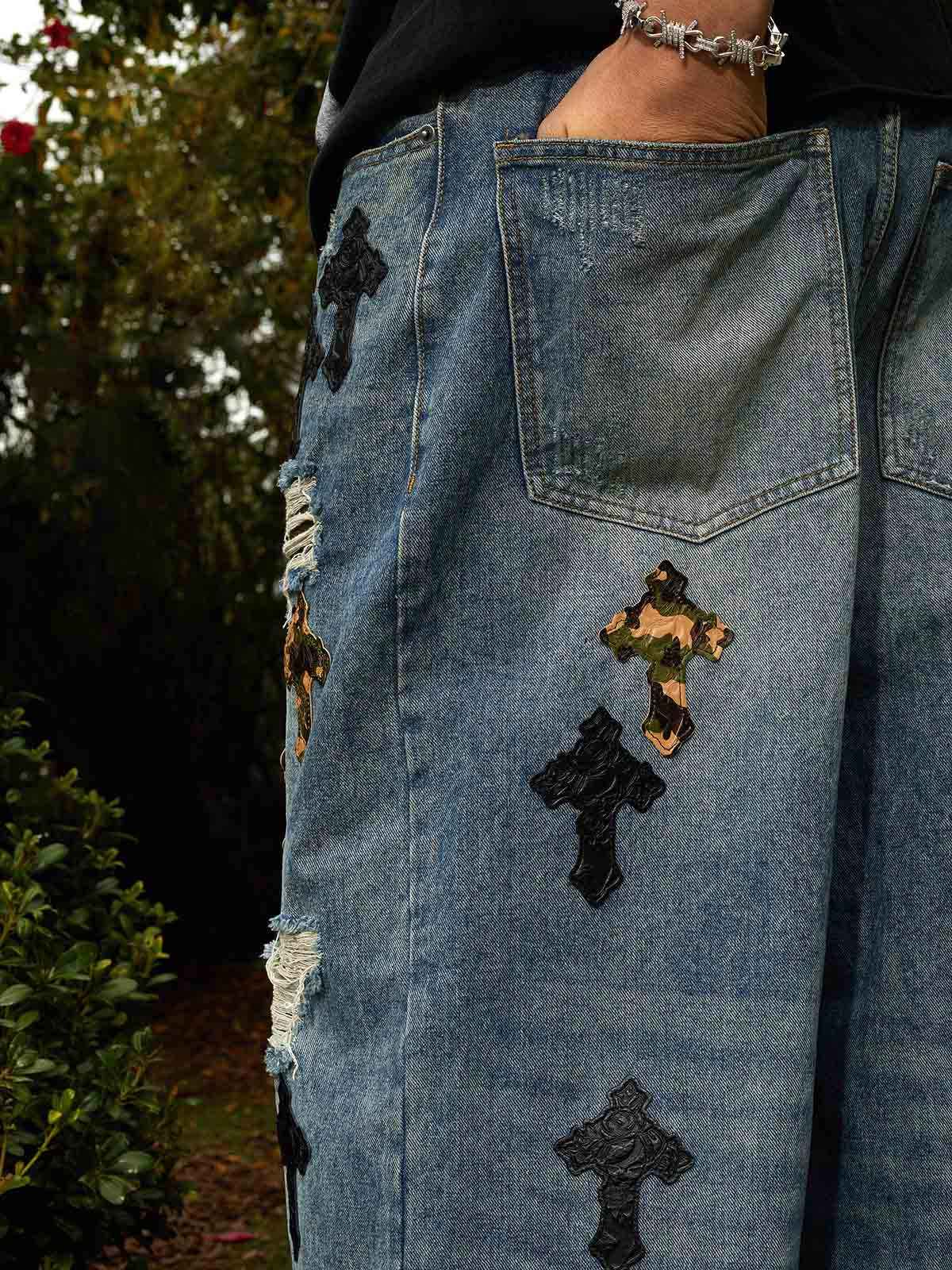 Vintage Wash Camo Cross Applique Distressed Straight Jeans
