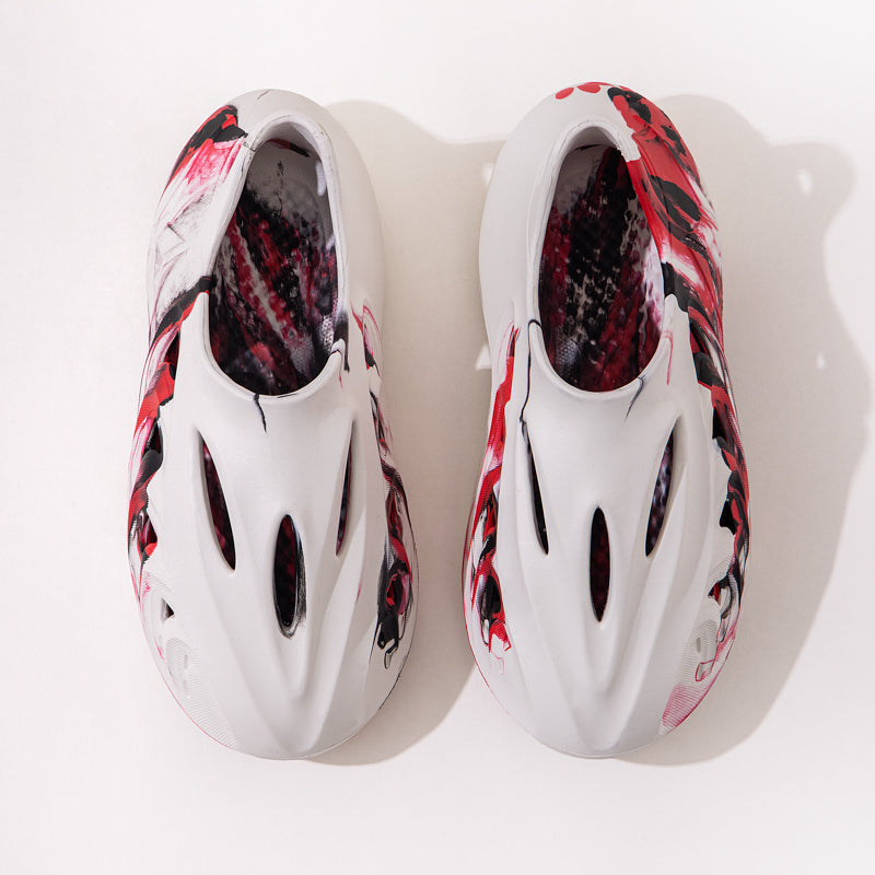 Legionary Leaps' T84 Foam Runners - Luxuryurbanwear