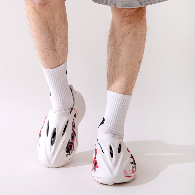 Legionary Leaps' T84 Foam Runners - Luxuryurbanwear