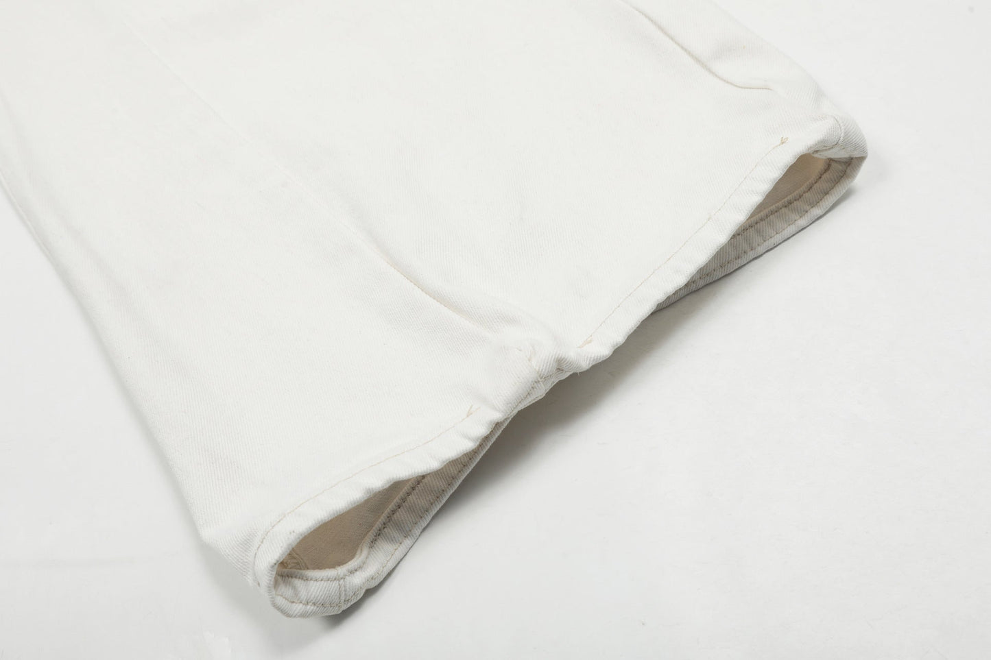 Clean Fit | White Baggy Pants - Luxuryurbanwear