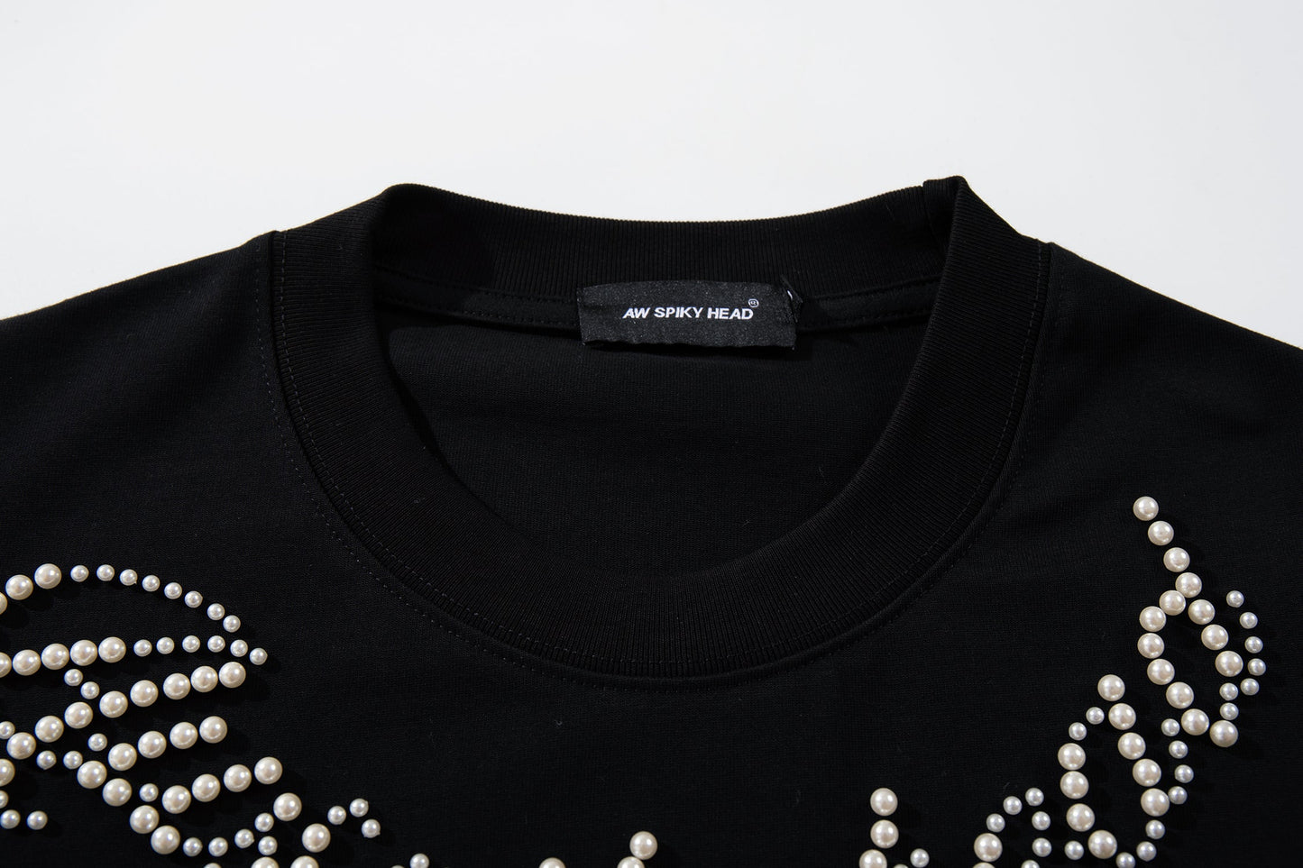 Pearl Letter | Long Sleeve T-Shirt - Luxuryurbanwear