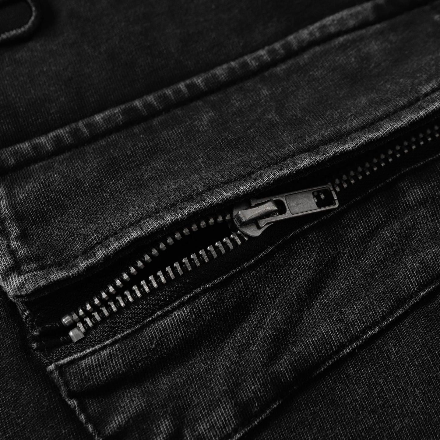 Utility Pocke Washed T-Shirt - Heavyweight Industrial Pocket Tee | LuxuryUrbanwear - Luxuryurbanwear