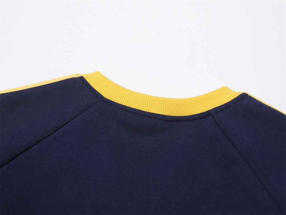 Stylish Letter Print V-Neck Long Sleeve T-Shirt