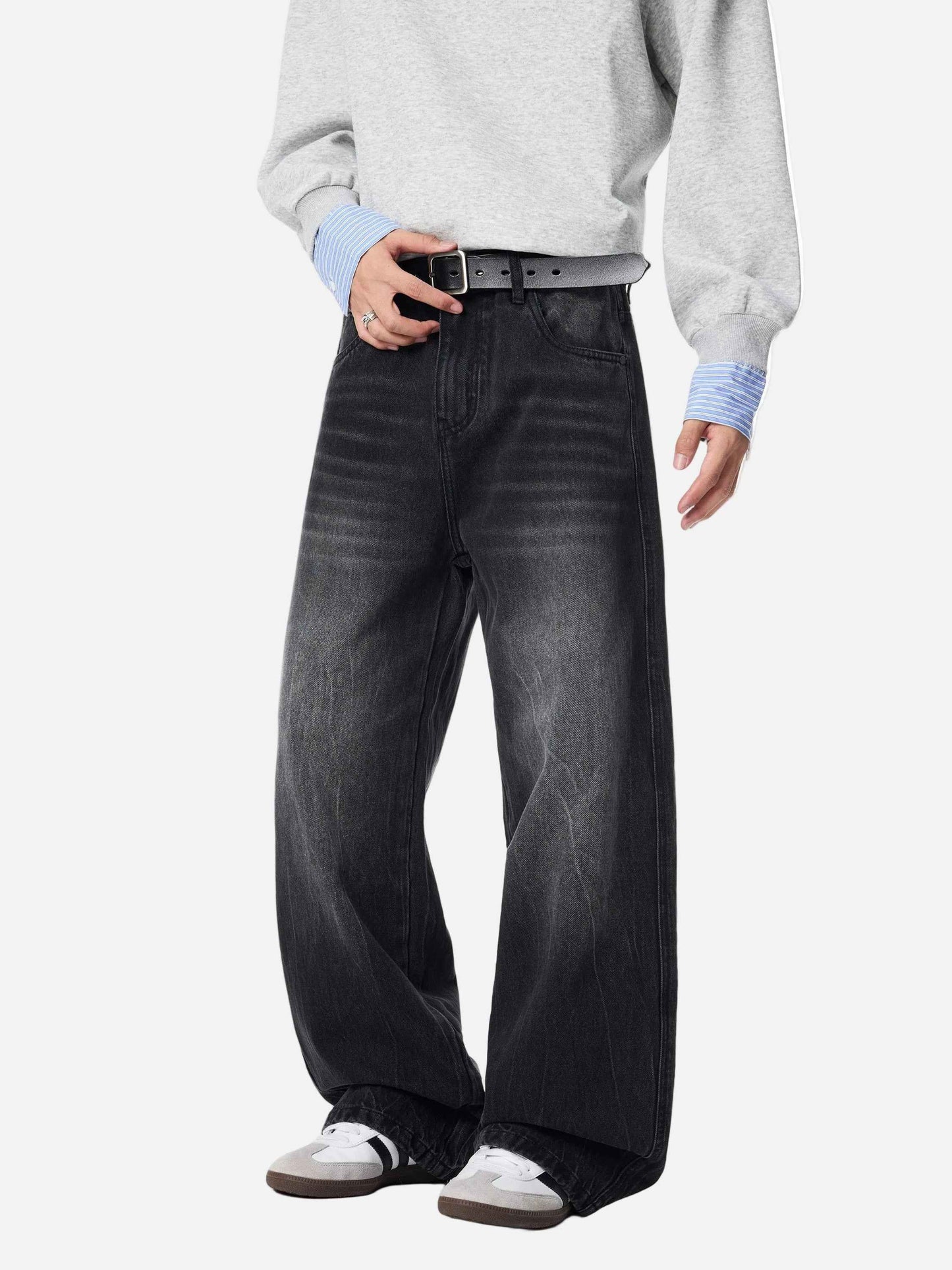Cleanfit Whiskers Wide Leg Washed Jeans