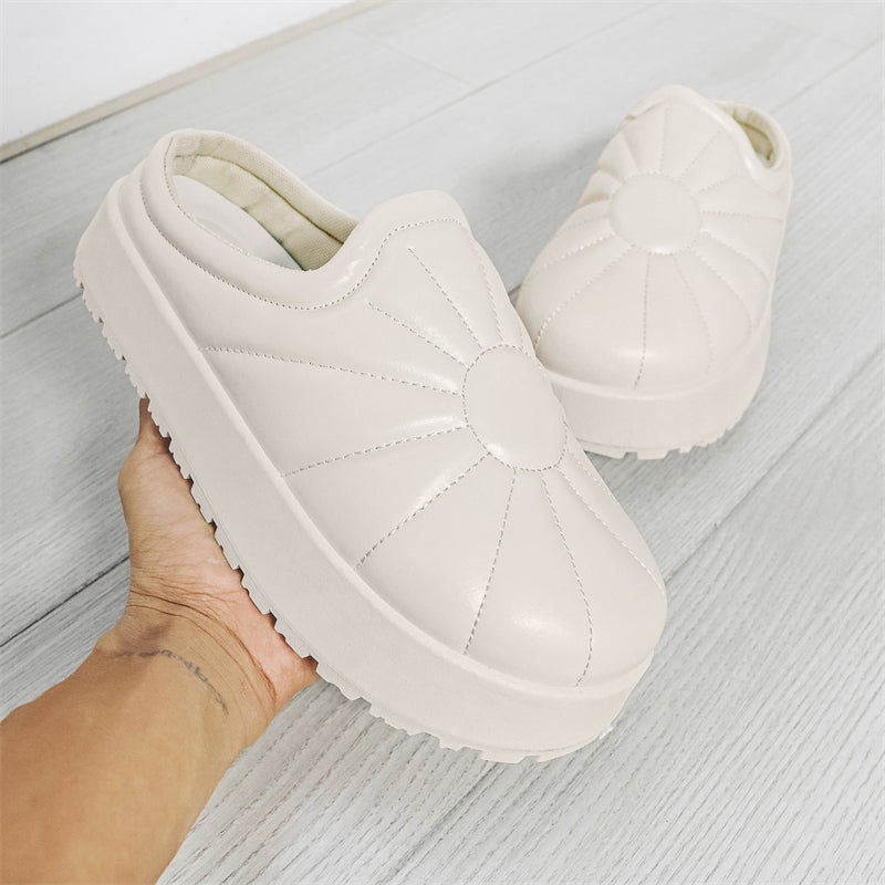 Solar Step’ T84 Moon Slides - Luxuryurbanwear