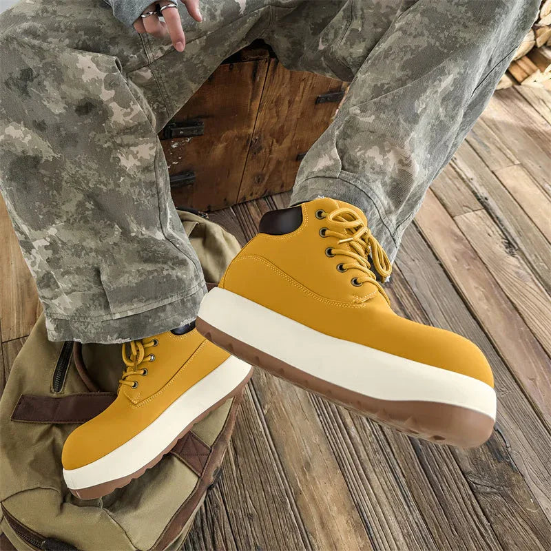 Neo Ground T84 Moon Boots - Luxuryurbanwear