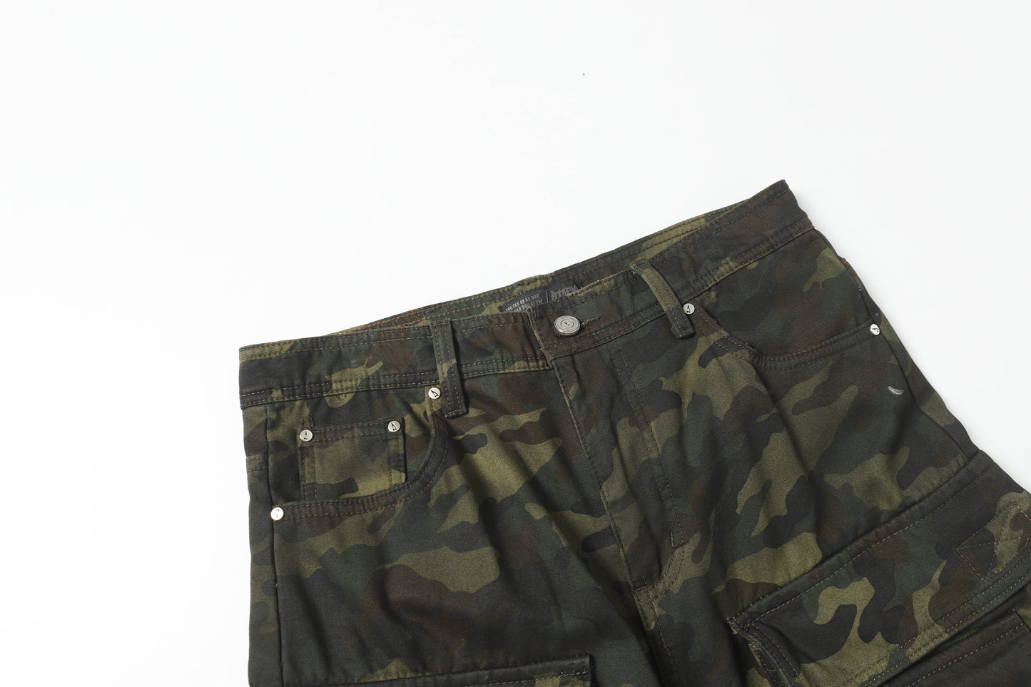 Multi-Pocket | Camouflage Cargo Shorts - Luxuryurbanwear