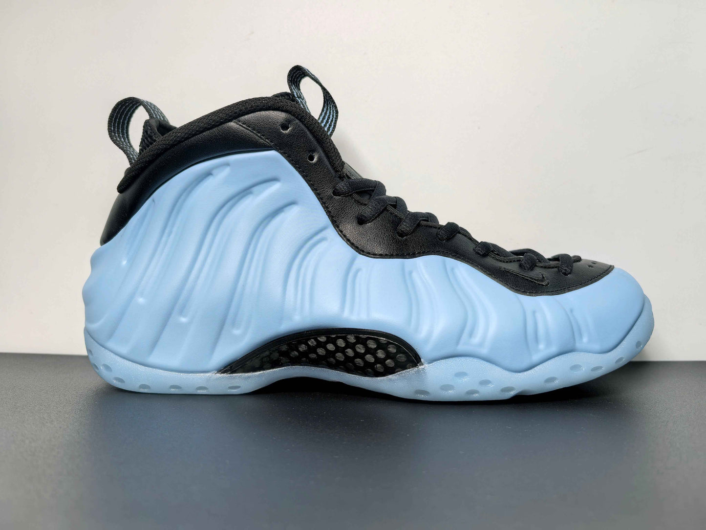 Nike Air Foamposite One “Psychic Blue”