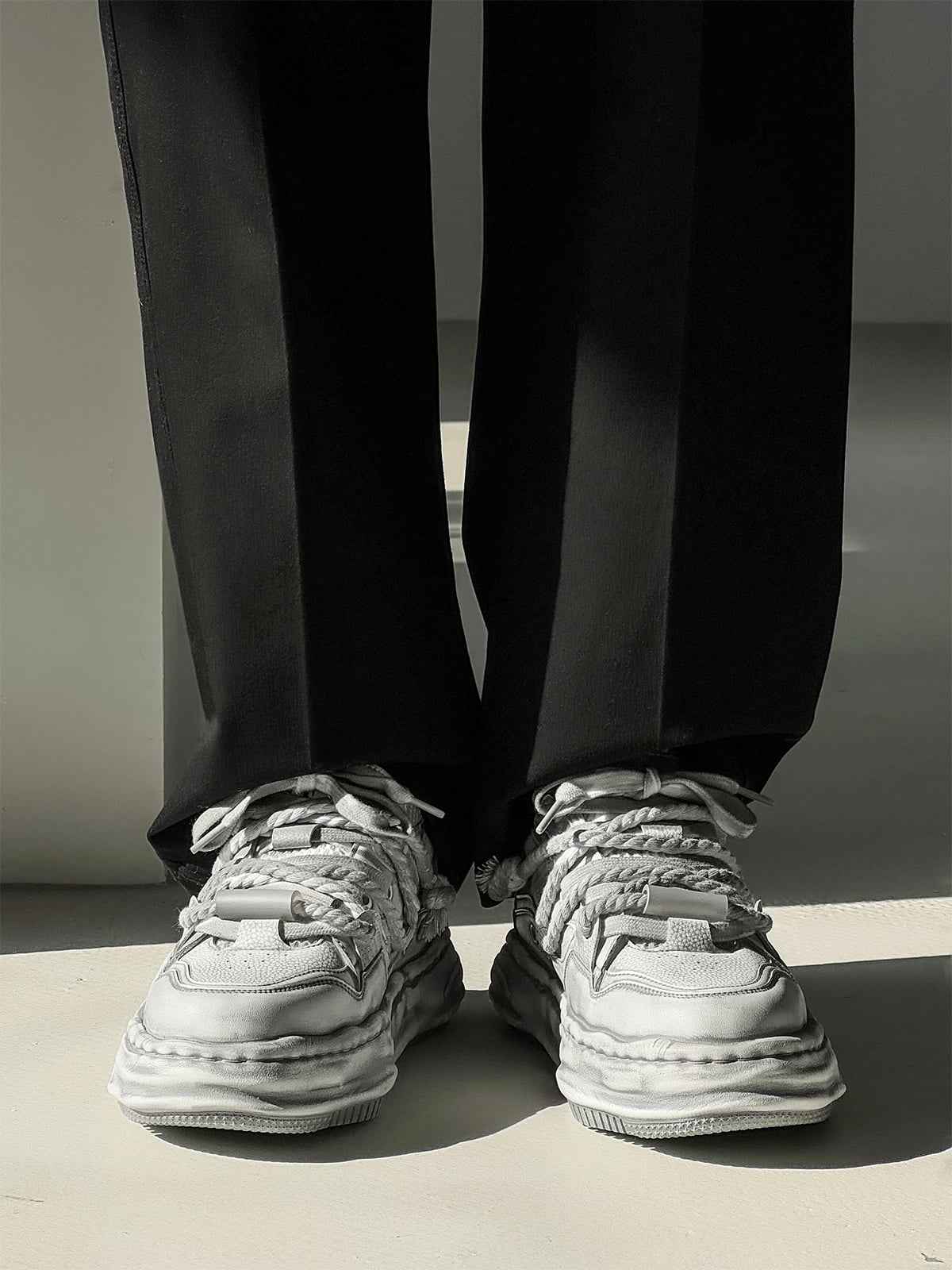 Deconstructed Distressed Chunky Street Sneakers - 2521