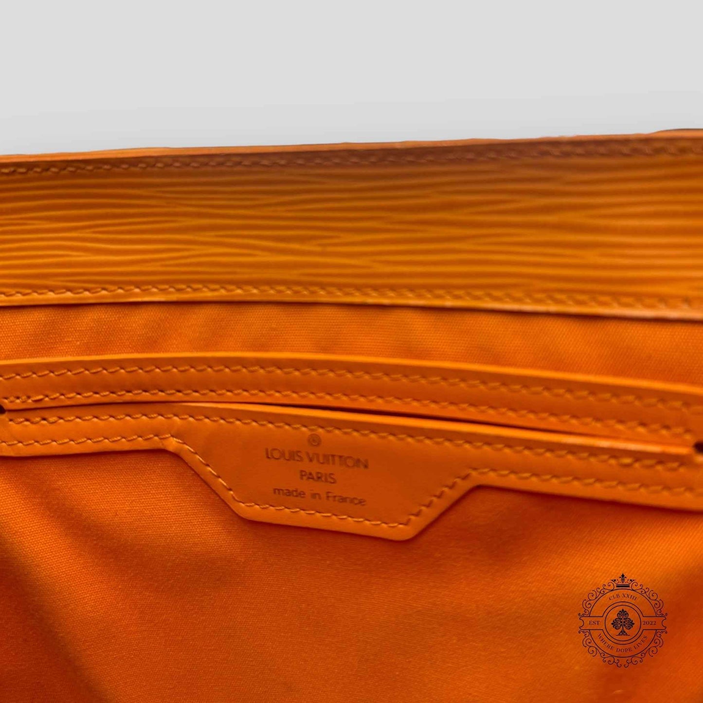Louis Vuitton EPI Sac Plat PM Orange