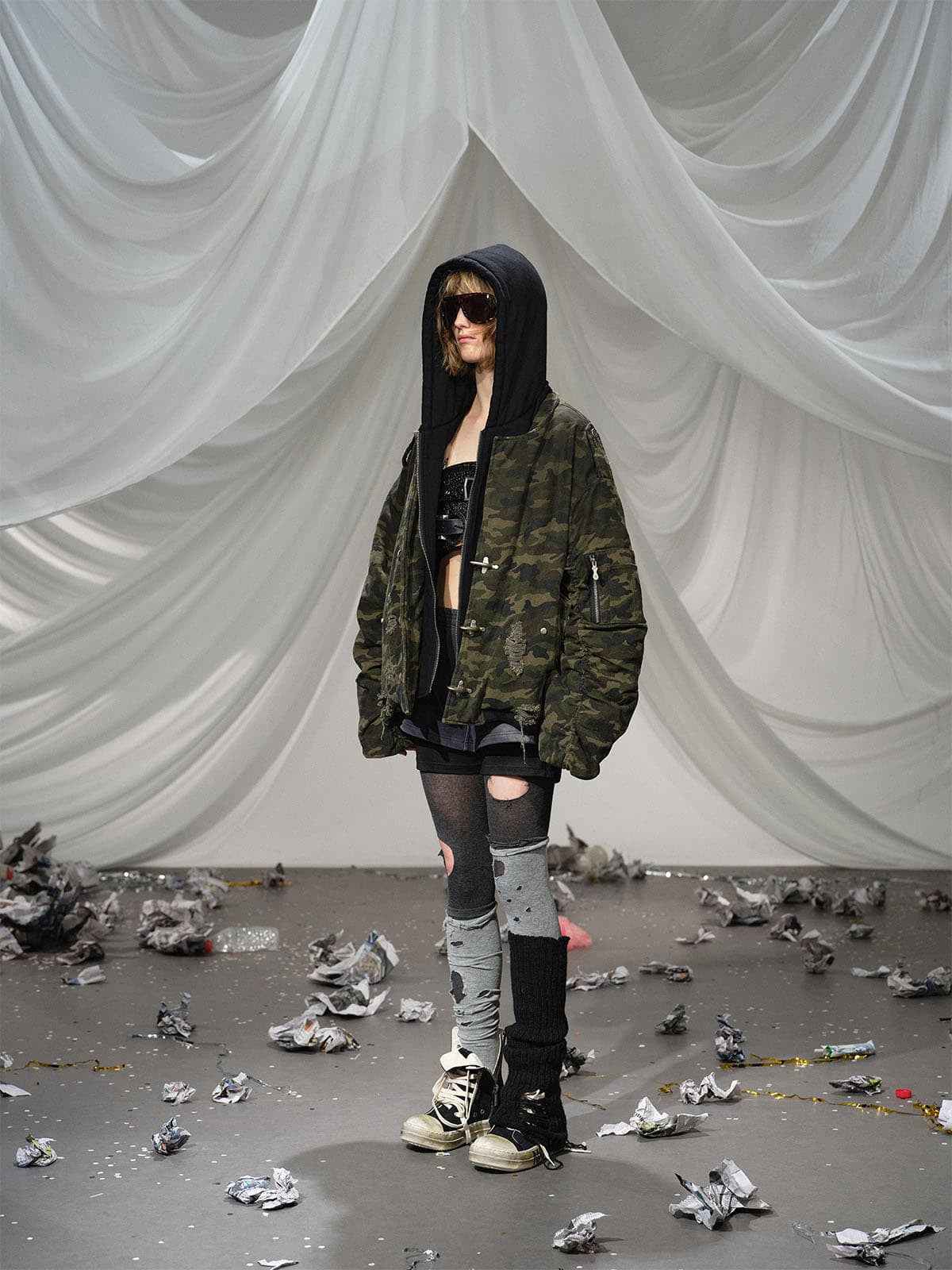 Retro Camouflage Faux Layered Metal Buckle Padded Jacket