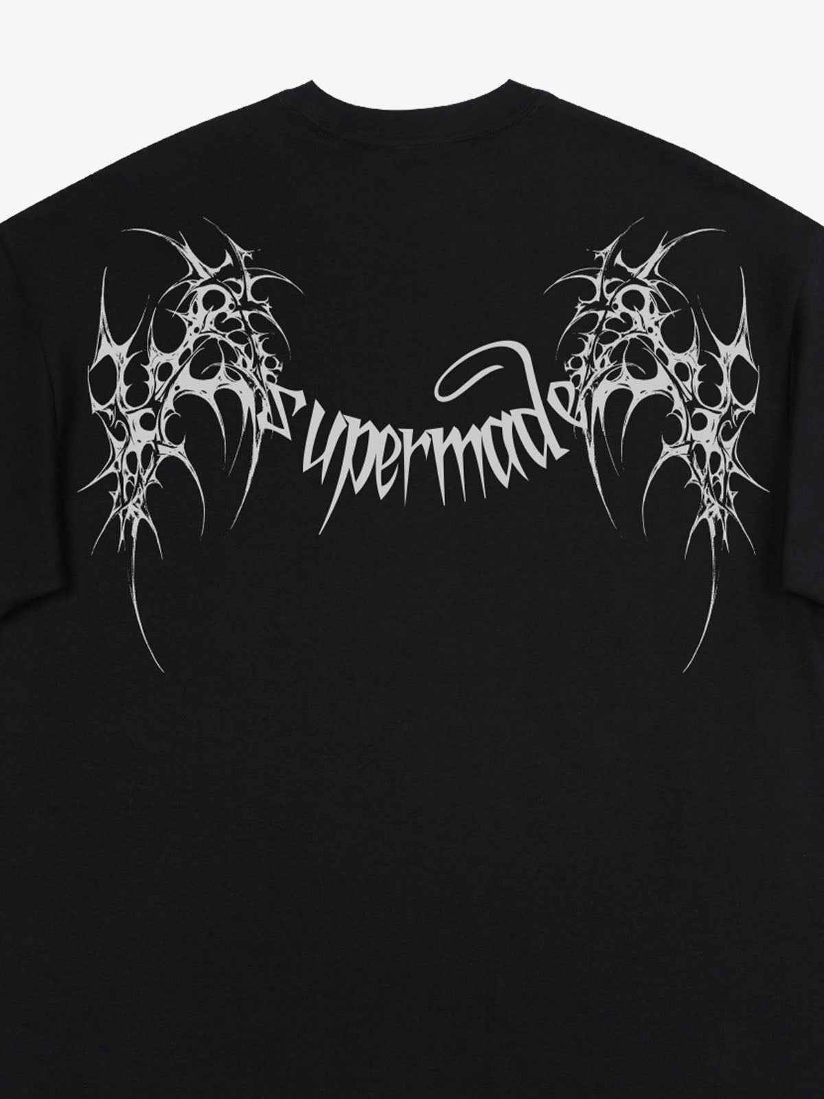 SUPM Gothic Sharp Letter Graphic T-Shirt