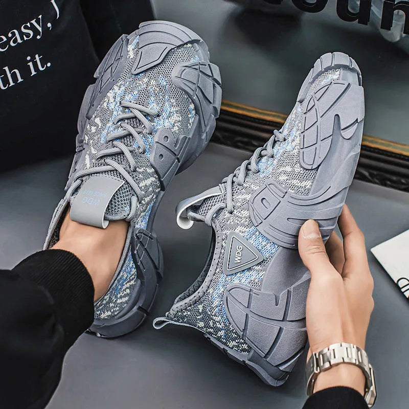 Metro Pace T84 Sneakers - Luxuryurbanwear