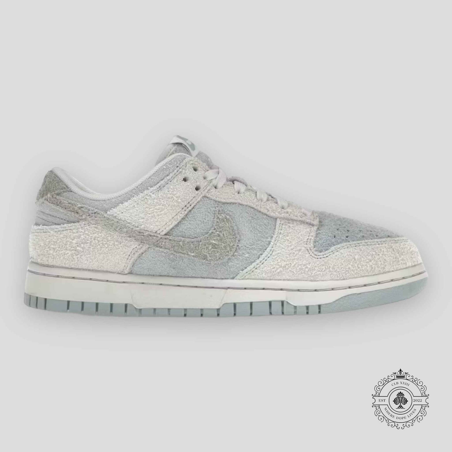Nike Dunk Low W Light Armory Blue Photon Dust