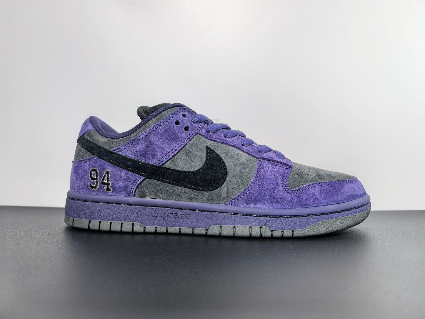 Supreme x Dunk SB LOW PRO OG QS