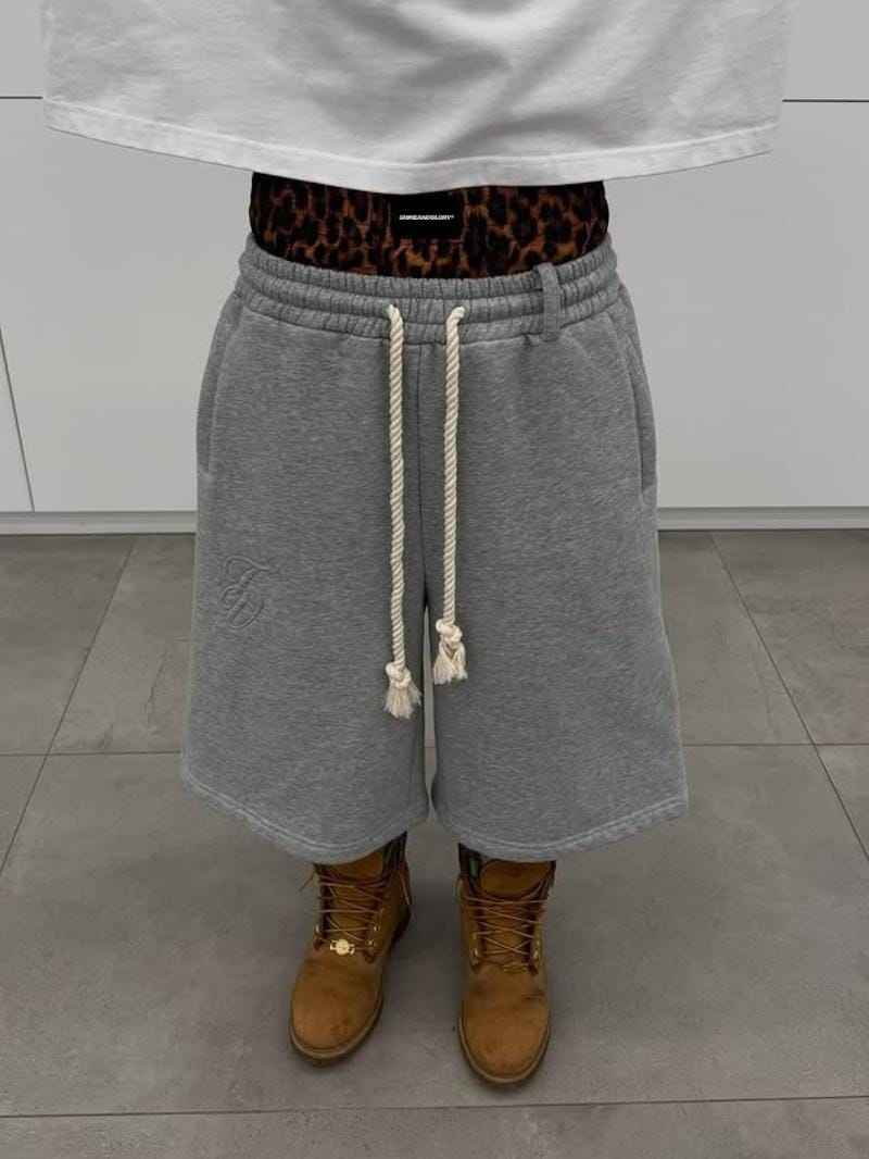 Short Oliera