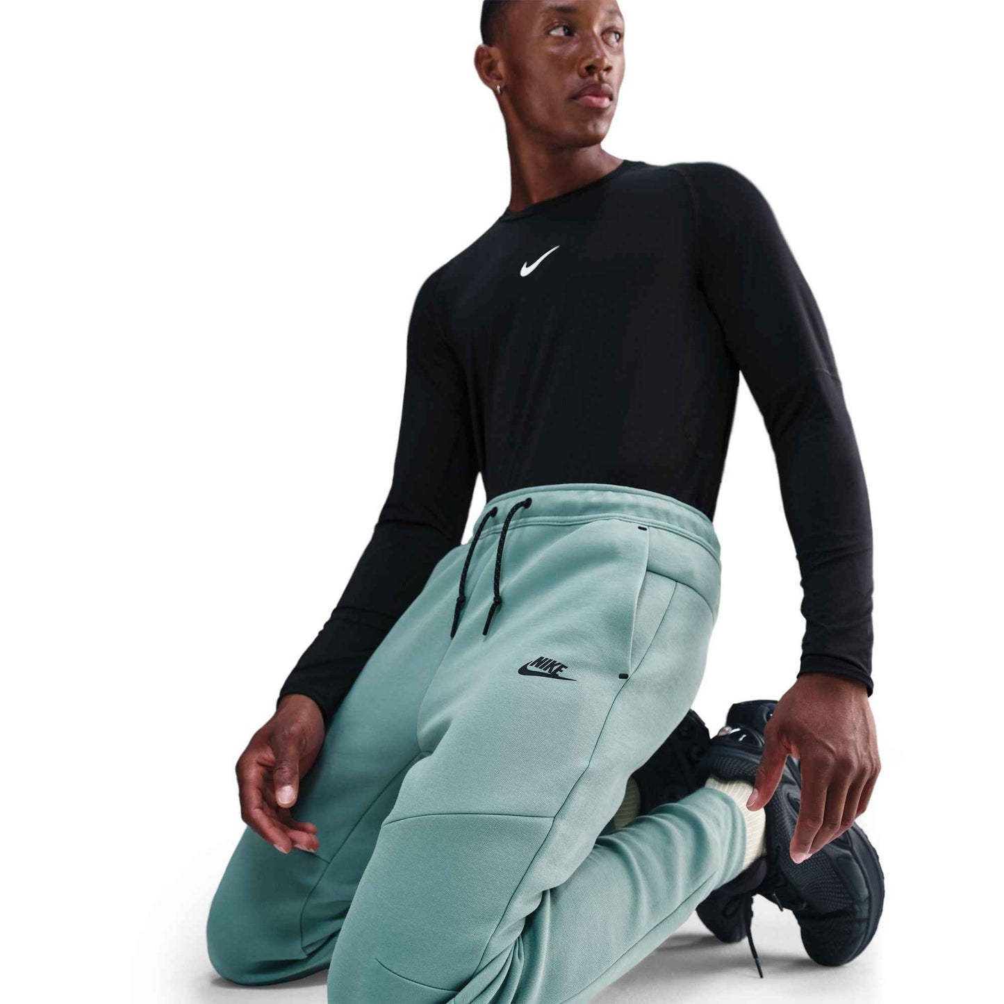 Nike Men's Tech Fleece Joggers - Cannon