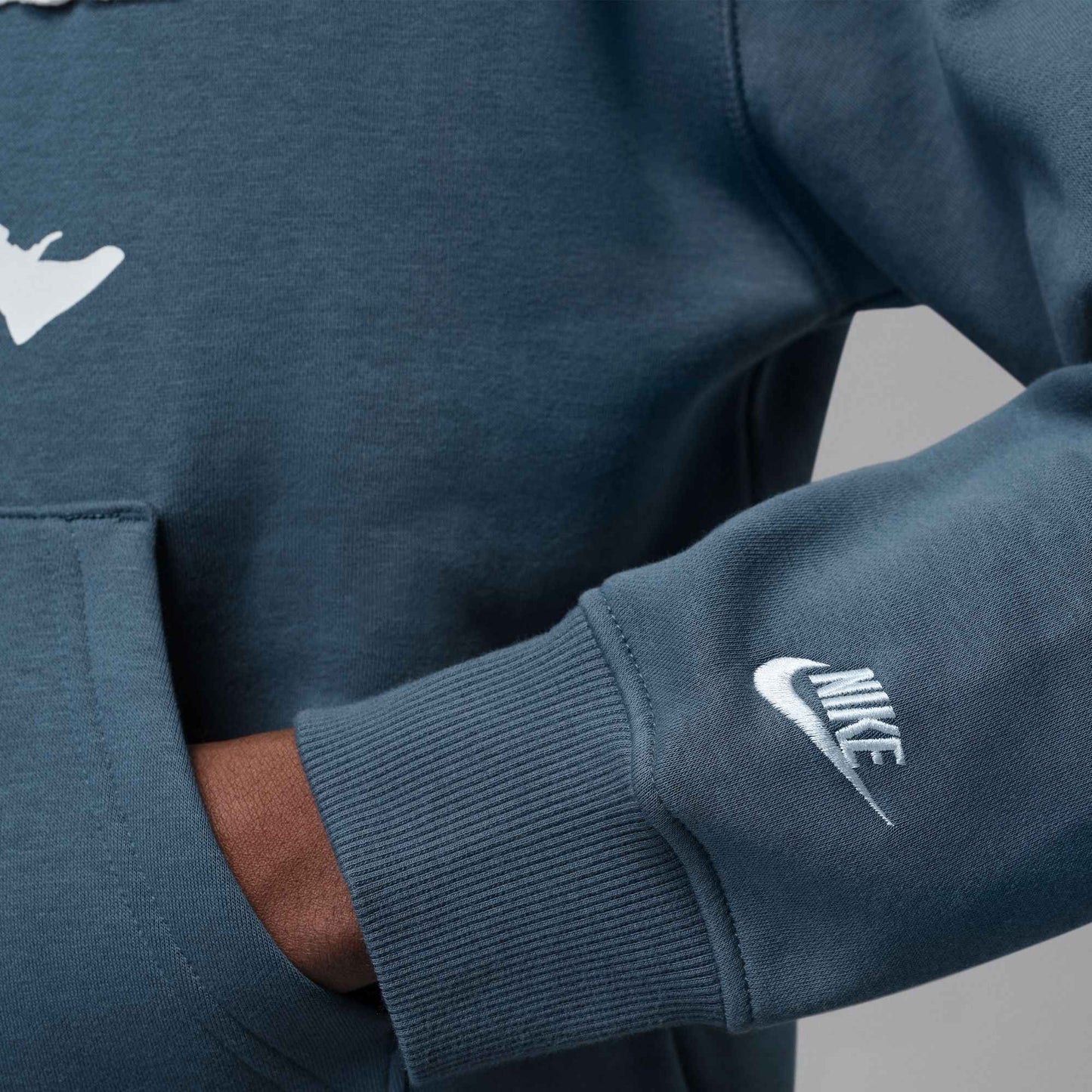 Air Jordan Mens Brooklyn Fleece Pullover Hoodie - Squadron Blue