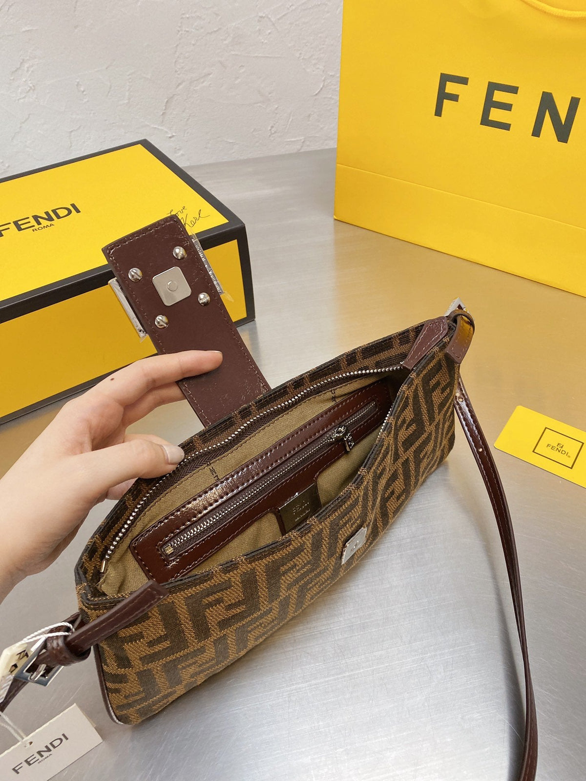CN - New Collection Bags FEI 113 sneakerlandnet