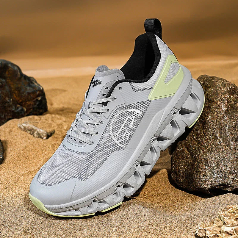 District Run T84 Sneakers - Luxuryurbanwear