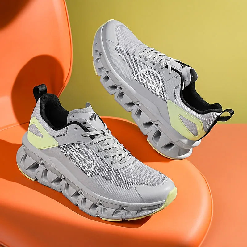 District Run T84 Sneakers - Luxuryurbanwear