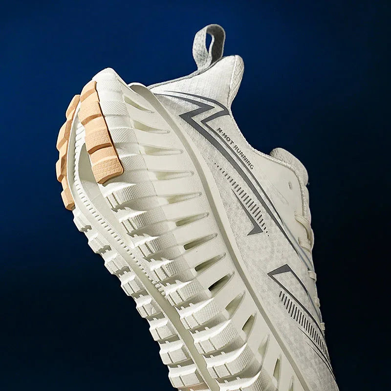 Horizon Low T84 Sneakers - Luxuryurbanwear