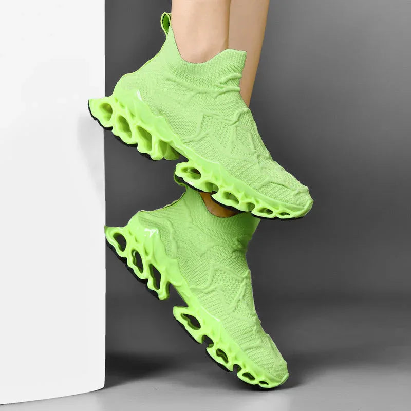 Apex Street T84 Sneakers - Luxuryurbanwear