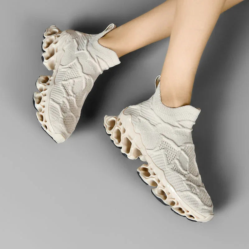 Apex Street T84 Sneakers - Luxuryurbanwear