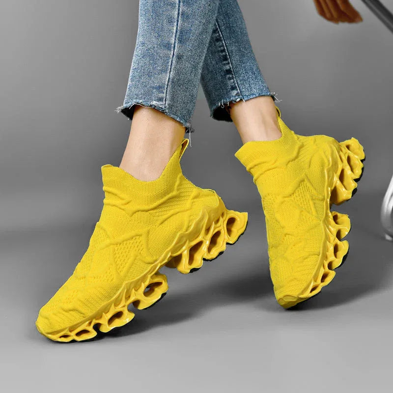 Apex Street T84 Sneakers - Luxuryurbanwear