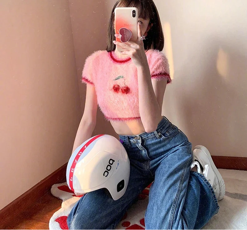 Pink Cherry Crop Sweater - Luxuryurbanwear