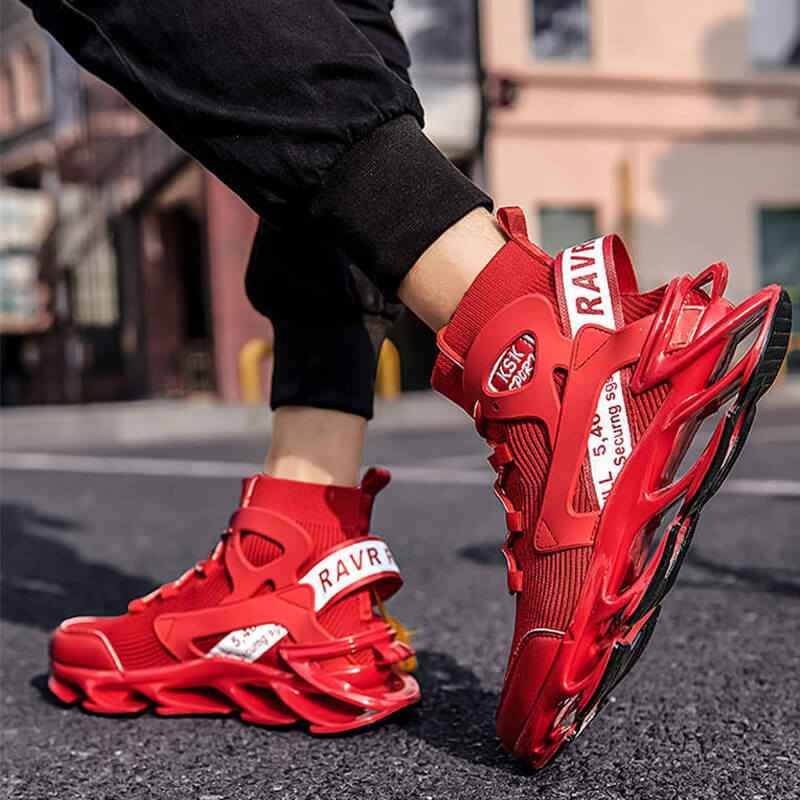 RAVR ROAD Sneakers