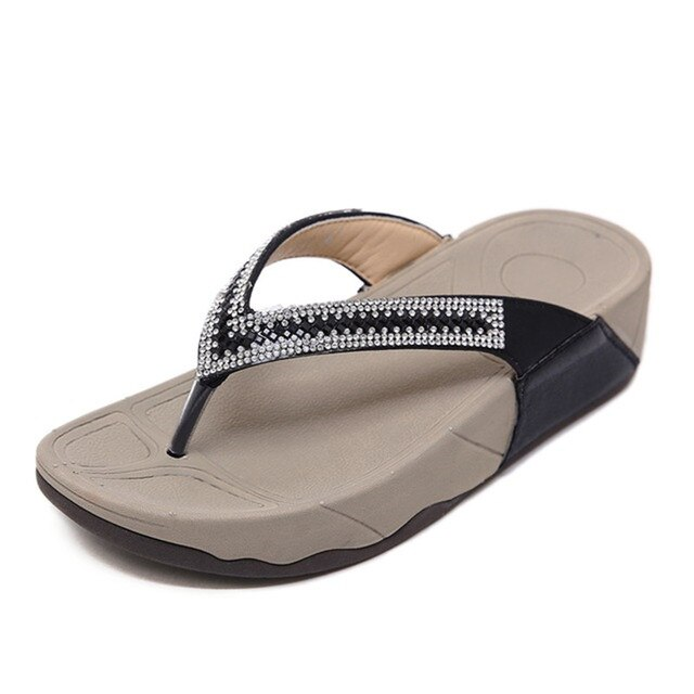 Lola Women's Flip Flop - Luxuryurbanwear