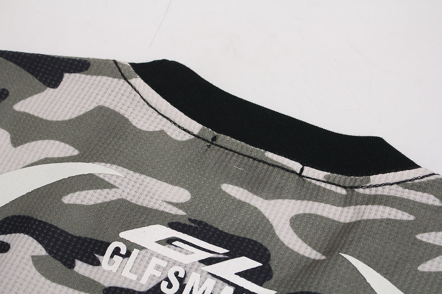 Camo 'Ghost' Breathable Long Sleeve Sweatshirt