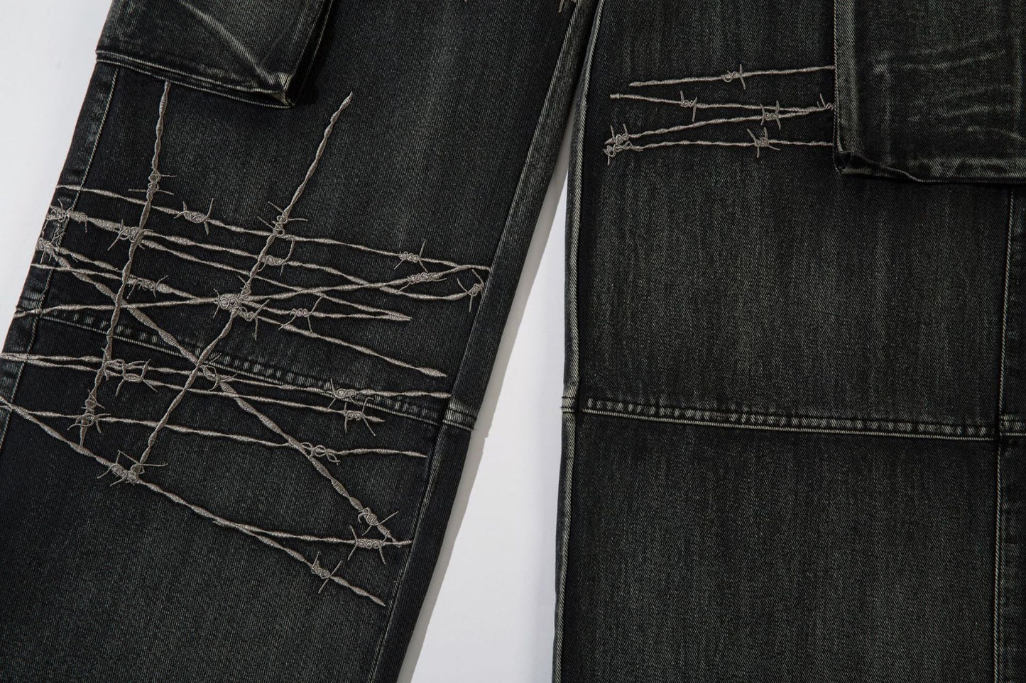 Barbed Baggy Embroidery Cargo Pants