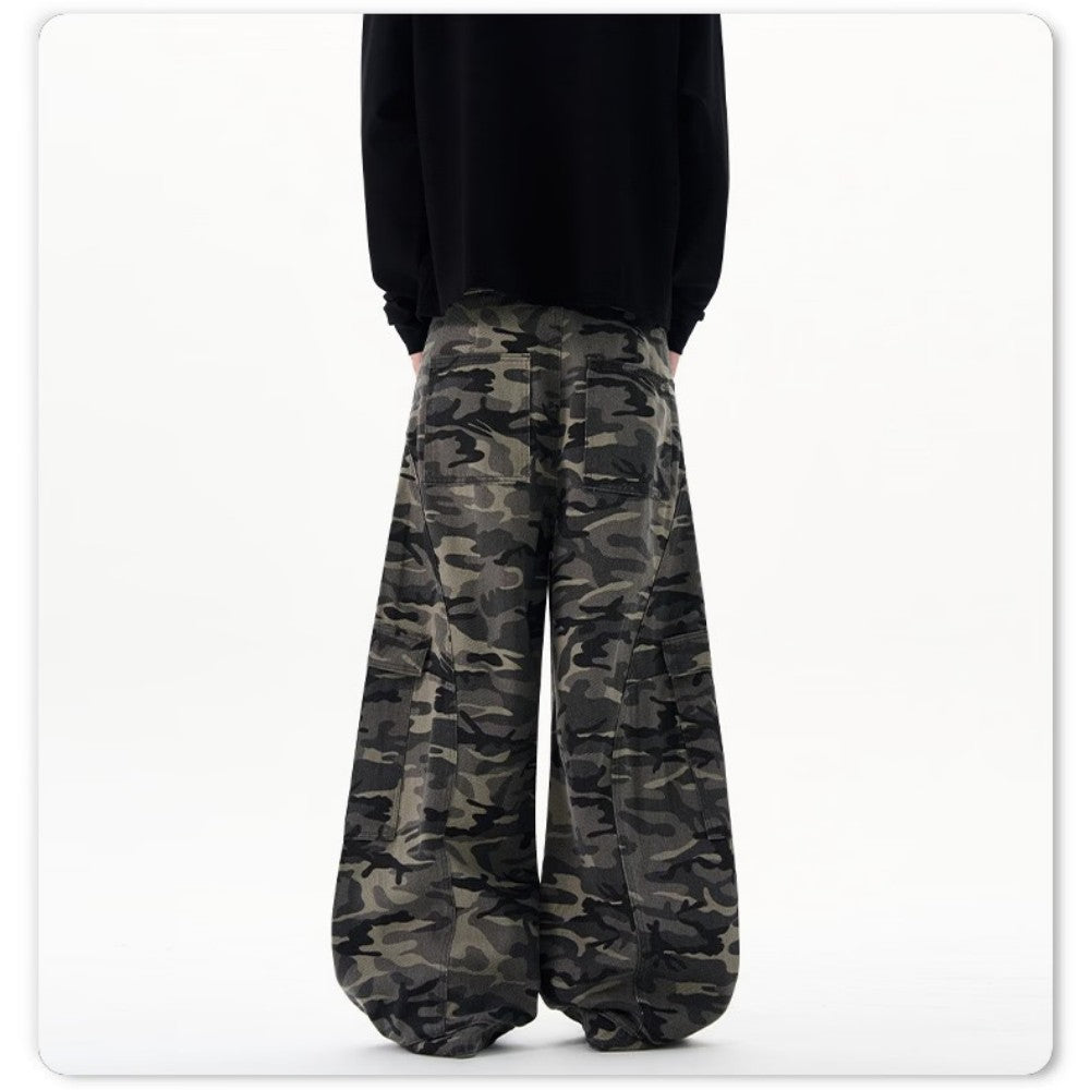 Retro Camo Workwear Wide-Leg Jeans