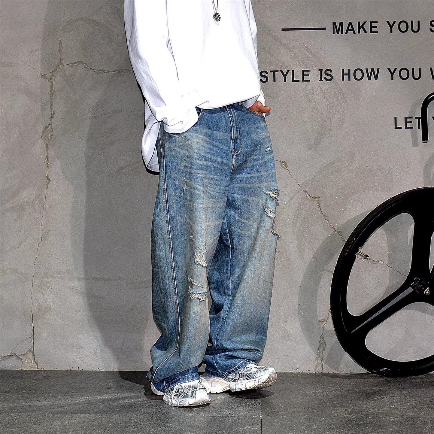 Drift Distressed Jeans - Vintage Blue