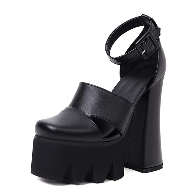 USS Shoes Paquita Women's Platform Sandal