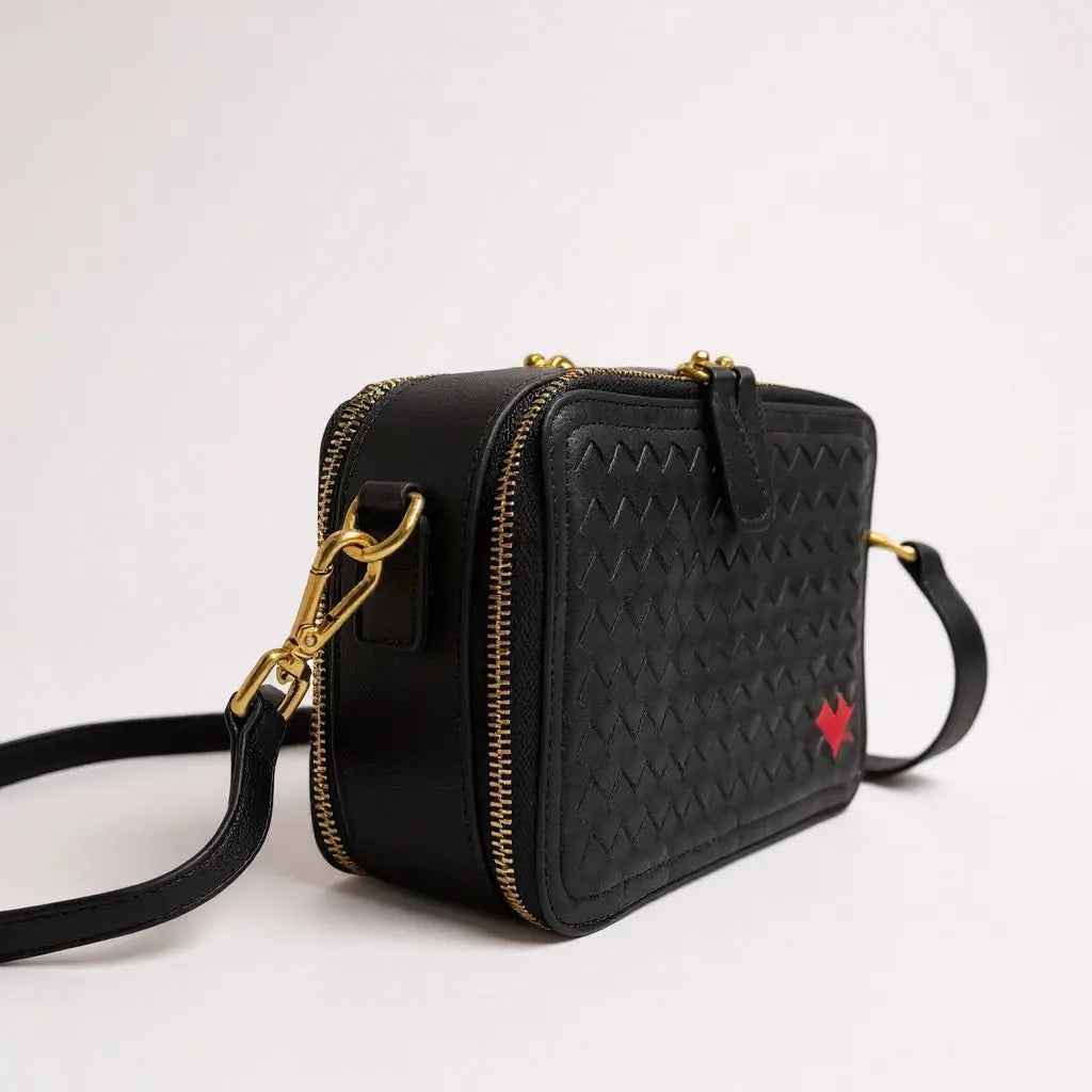 THE ROSETTA WOVEN HEART CROSSBODY(FINAL SALE)