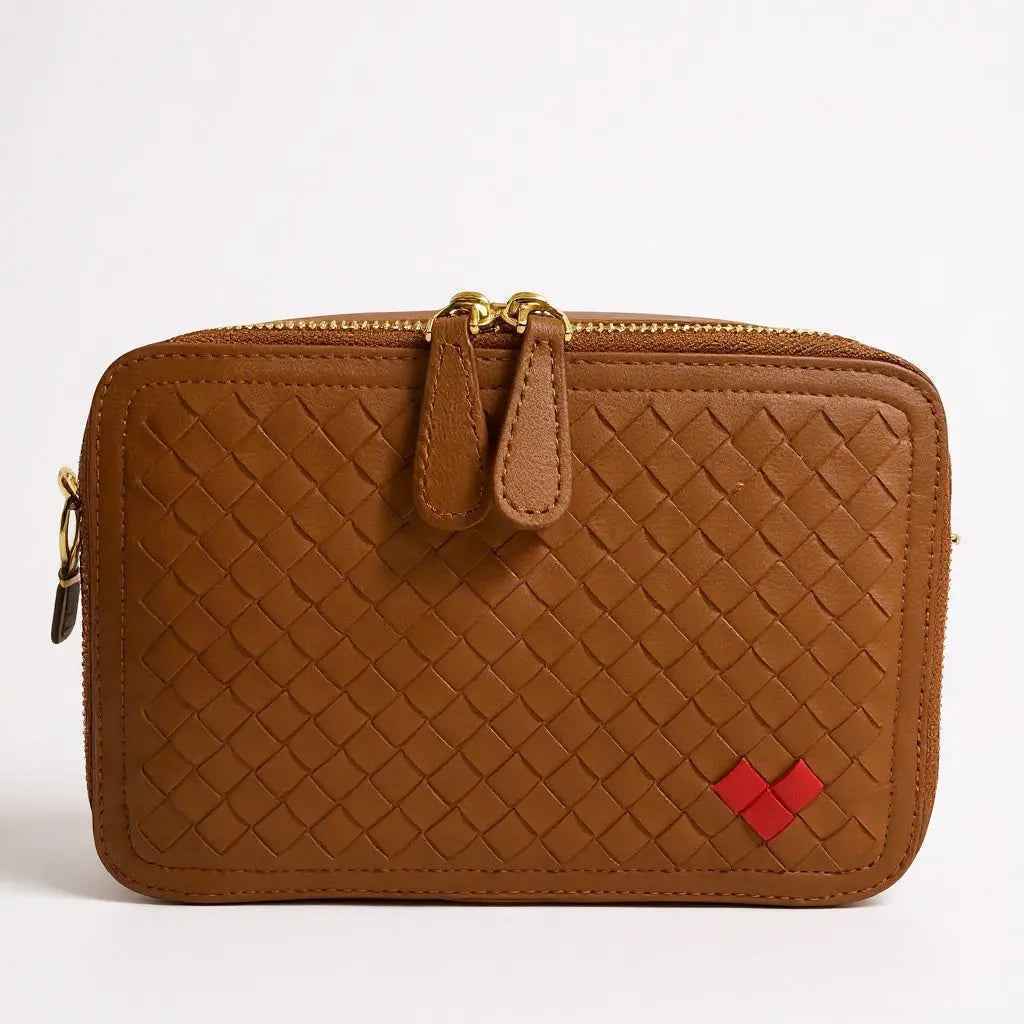 THE ROSETTA WOVEN HEART CROSSBODY(FINAL SALE)
