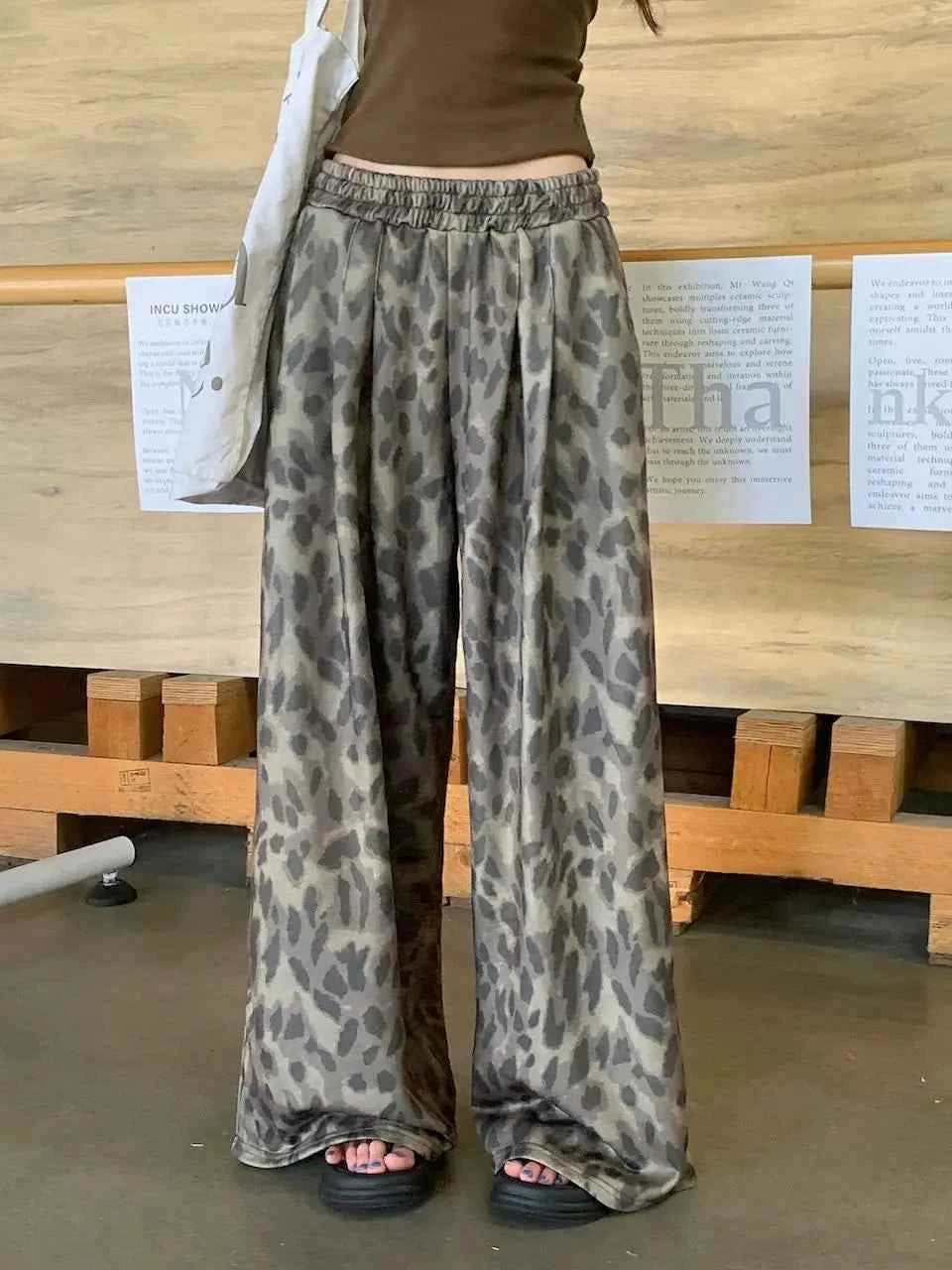 Chic Leopard Print Retro Wide Leg Pants