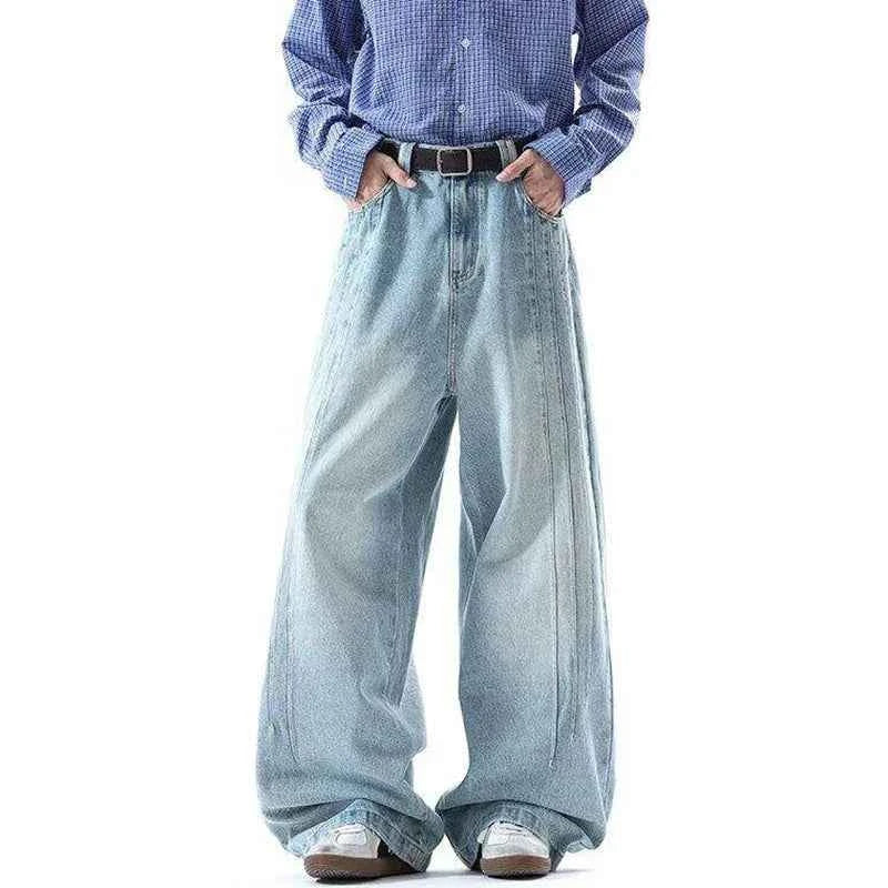 Minimal Look Gradient Washed Wide Leg Jeans