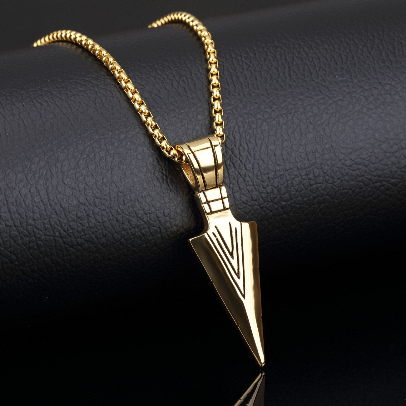 Spear Point Necklace