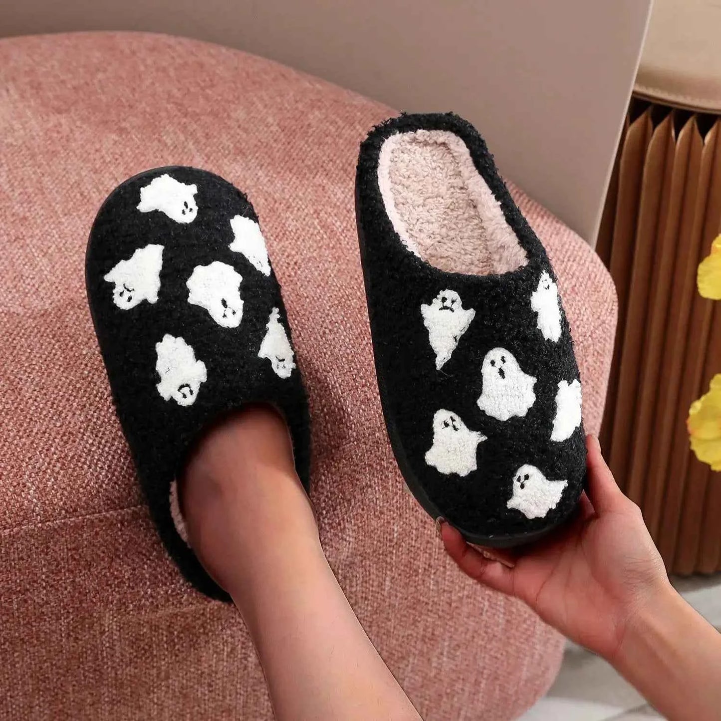Halloween Spooky Ghost Pattern Slipper