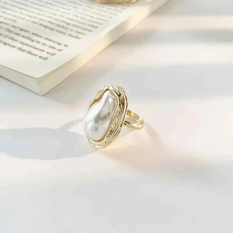 Geometric Imitation Pearl Gold Plated Ring