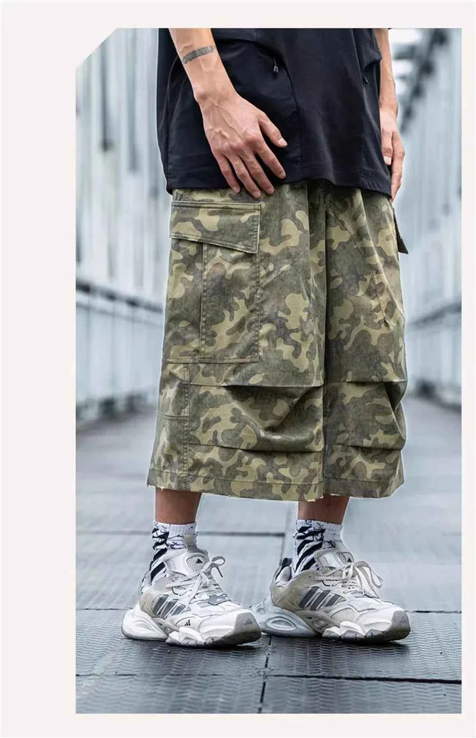 Straight & Sleek Camouflage Tactical Cargo Jorts