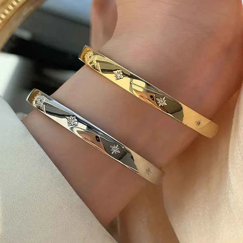 Golden Smooth Stars Sterling Silver And Golden Bracelet