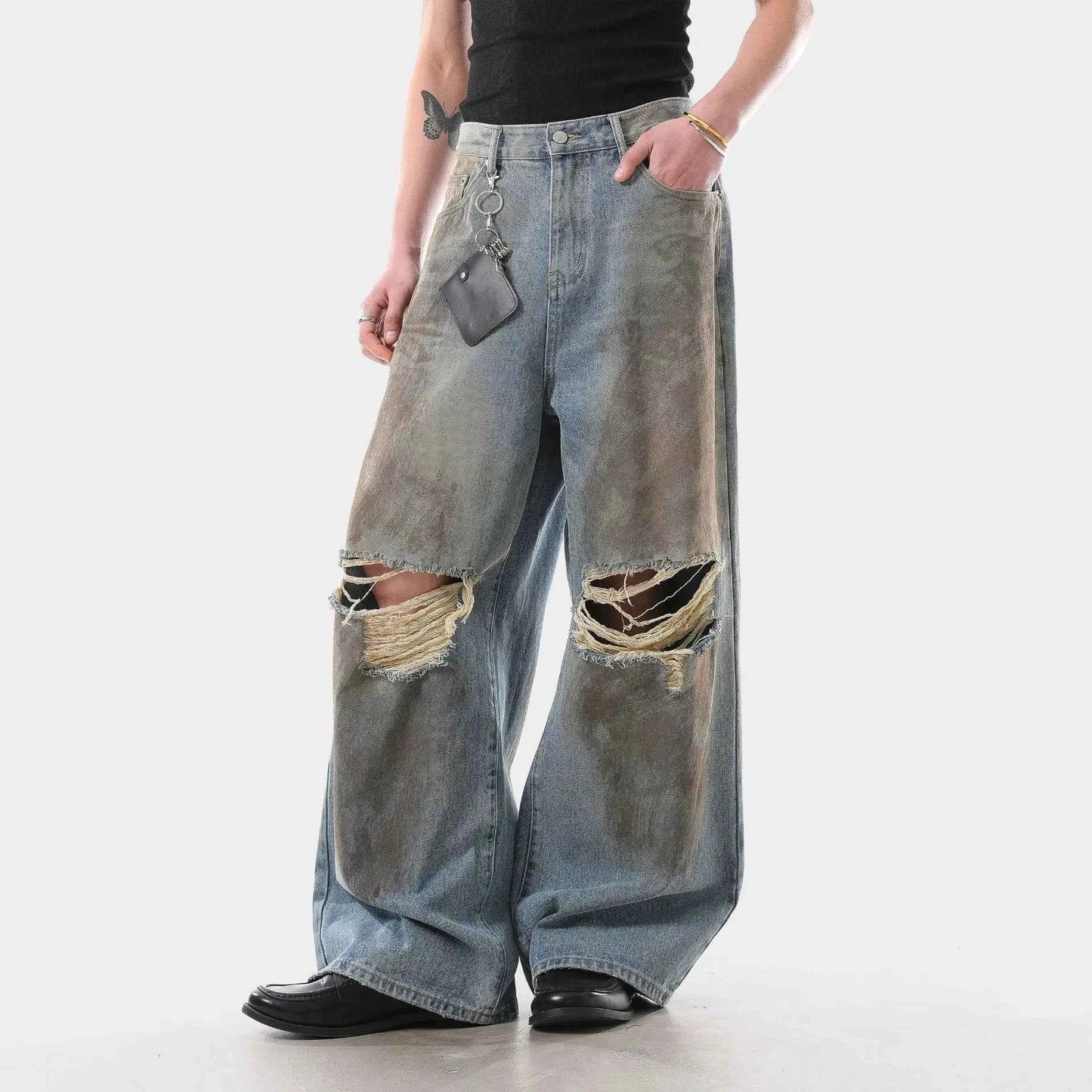 Distressed Vintage Wide Leg Spray Jeans