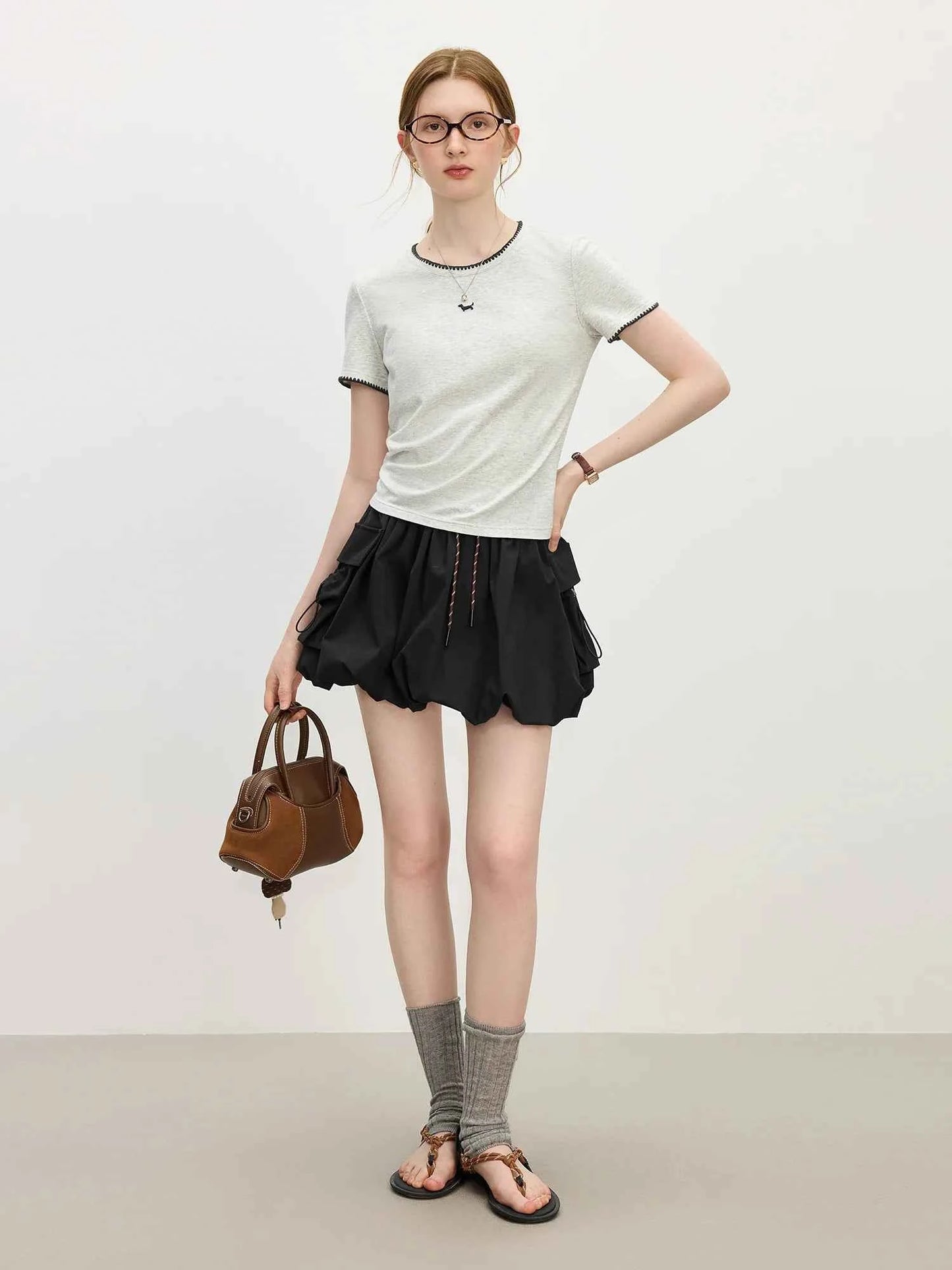 Embroidered Shell Contrast Color Puppy T-Shirt