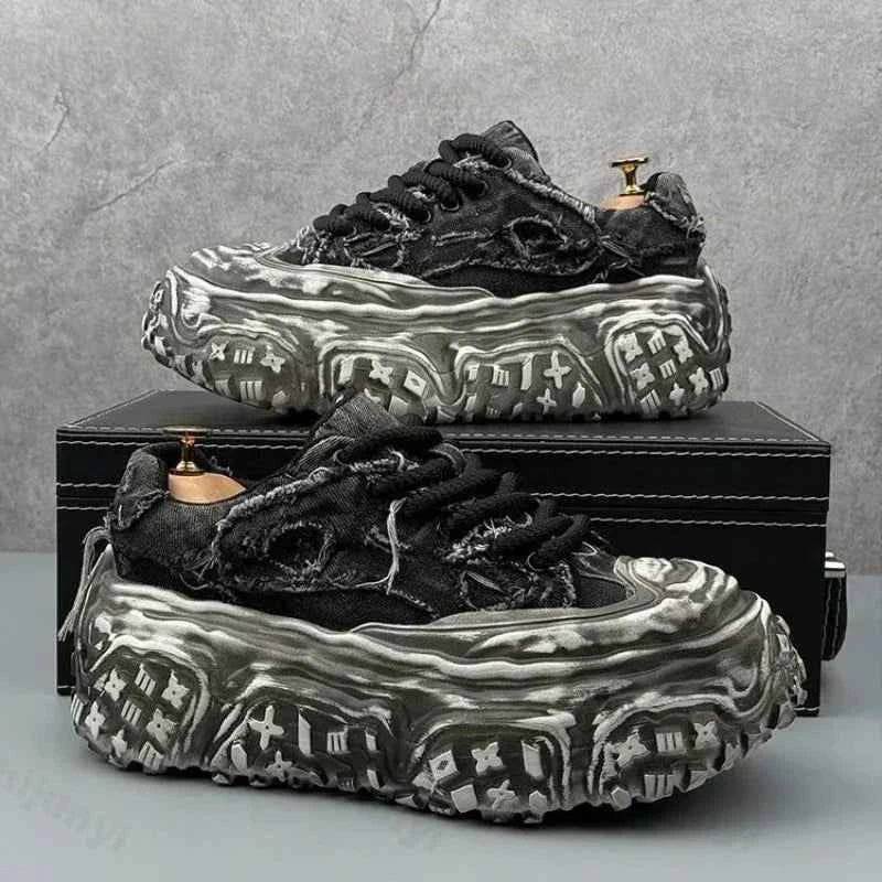 Streetwear Canvas Lace-Up Casual Sneaker