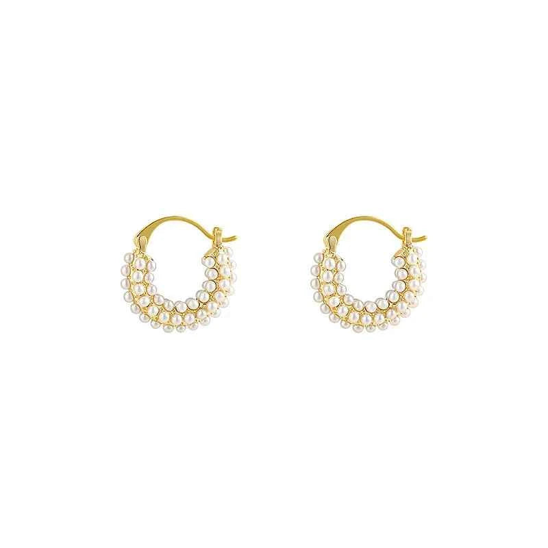 Trendy Gold Pearl U-Shaped Earring